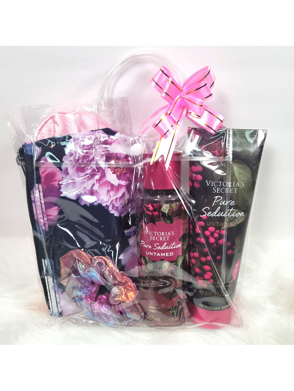 VICTORIA SECRET Women's Gift Box with Spa Essentials